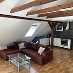 Slezska Harta Apartament *