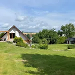 Slezska Harta Apartament *